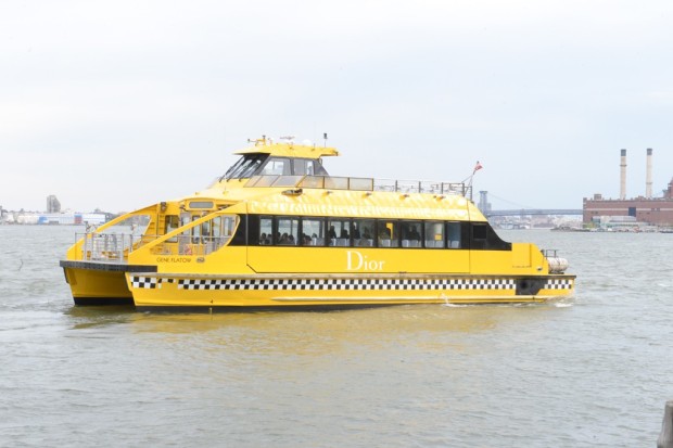 dior-ambiance-ferry cruise brooklyn 2015
